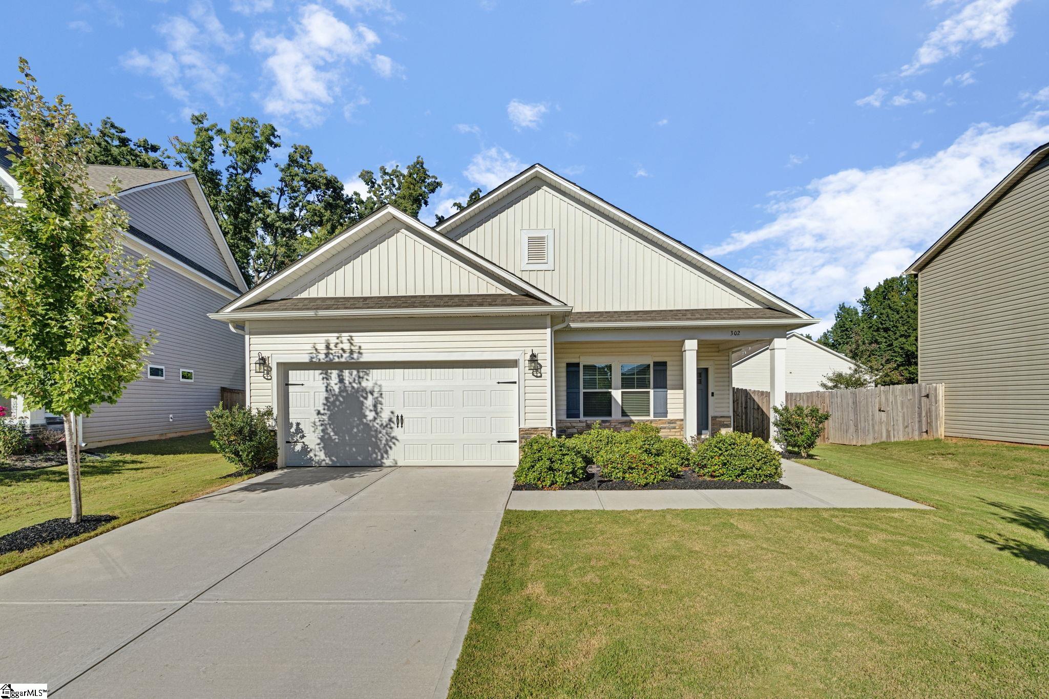 302 Videre Woods Court Property Photo 1