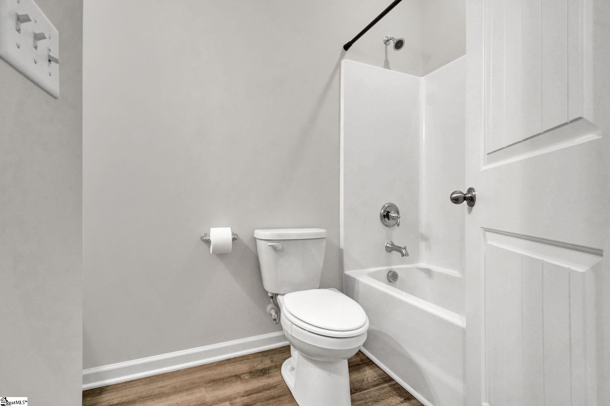 302 Videre Woods Court Property Photo 28