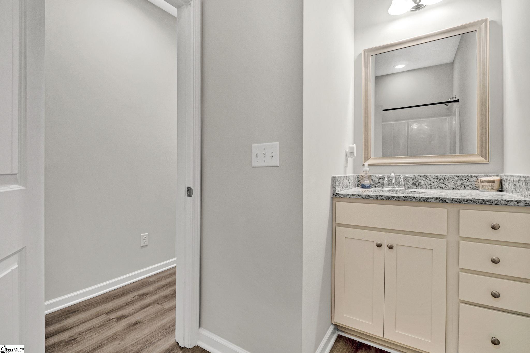 302 Videre Woods Court Property Photo 29