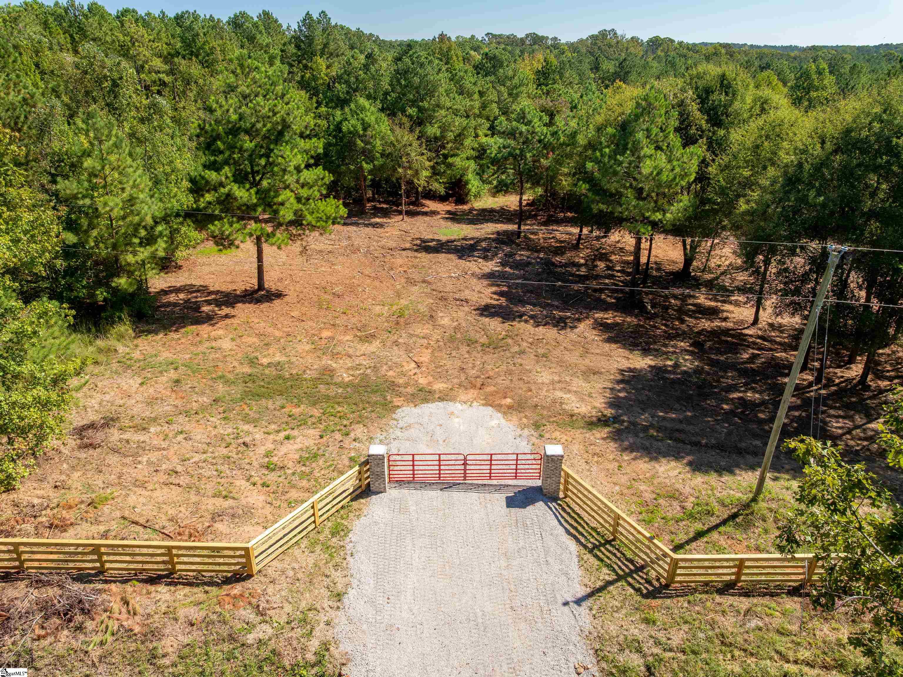01 Oak Hill Road Property Photo 1
