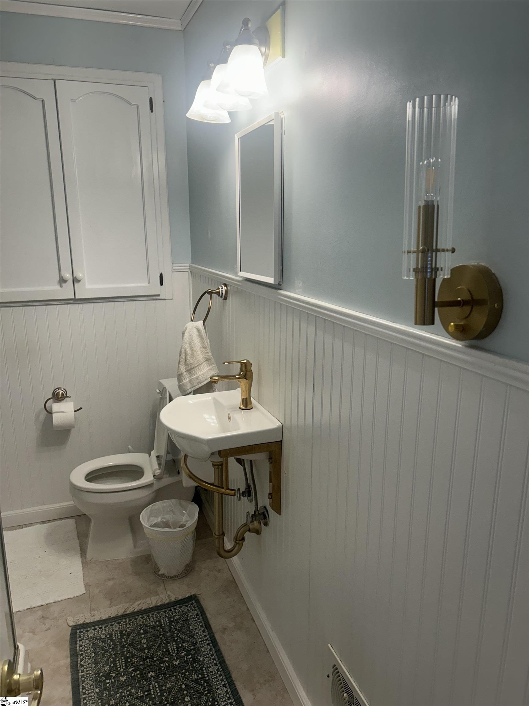 19 E Circle Avenue Property Photo 20