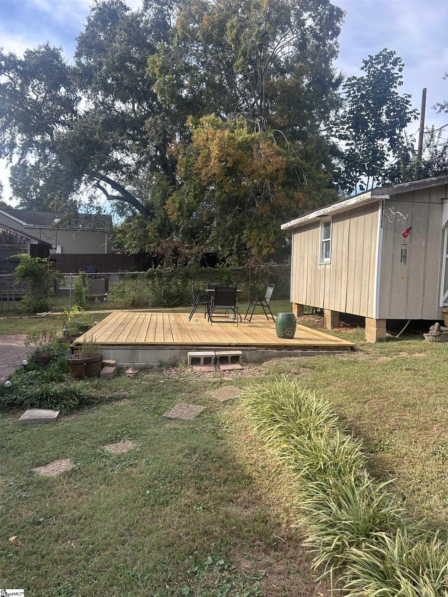 19 E Circle Avenue Property Photo 29
