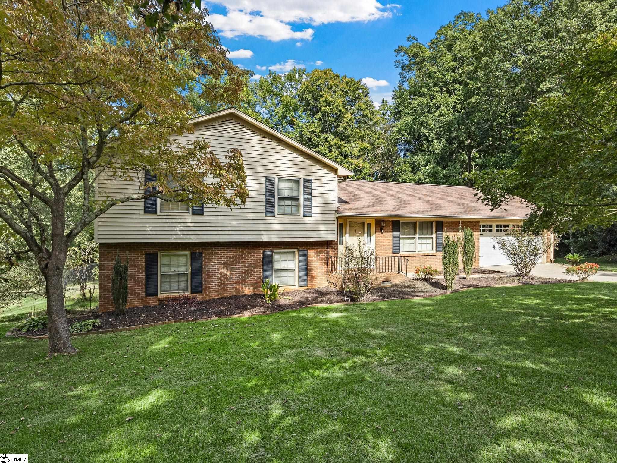 239 Briarcreek Drive Property Photo 1
