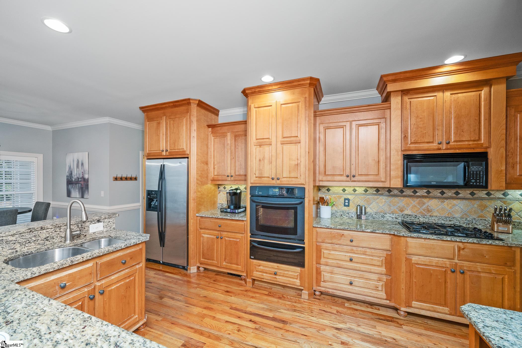 127 Warren Drive Property Photo 10