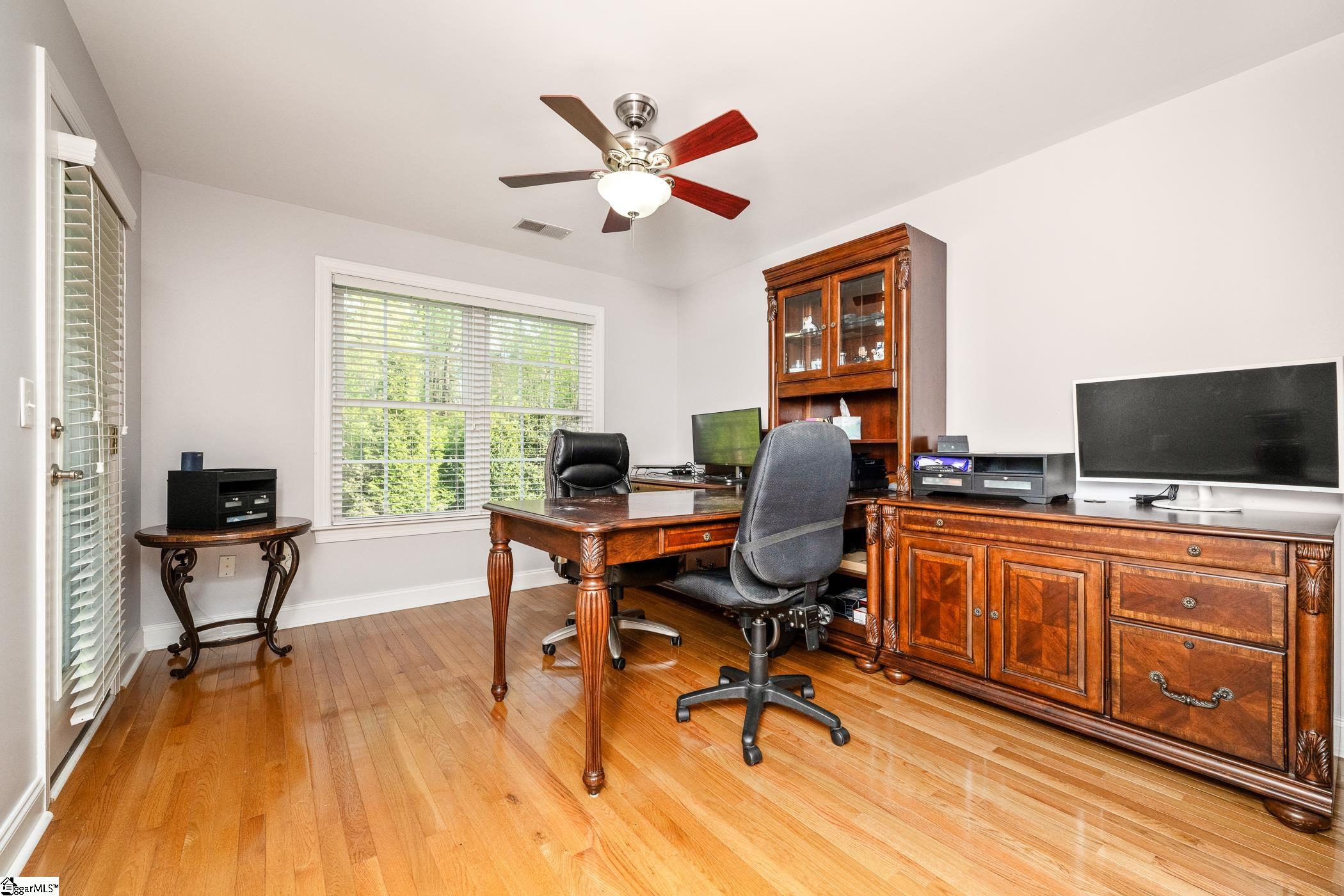 127 Warren Drive Property Photo 31