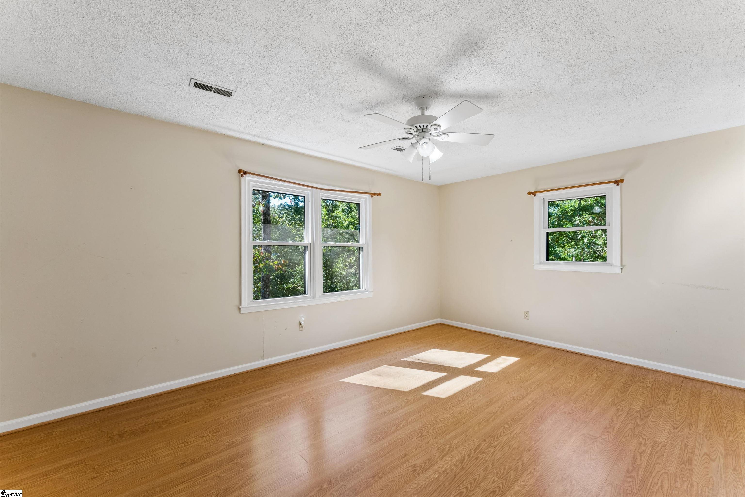 131 Sharon Drive Property Photo 20