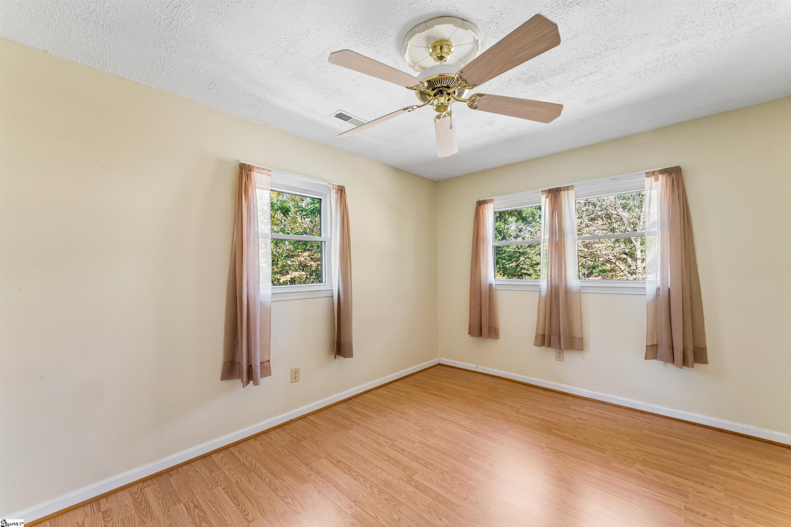 131 Sharon Drive Property Photo 24