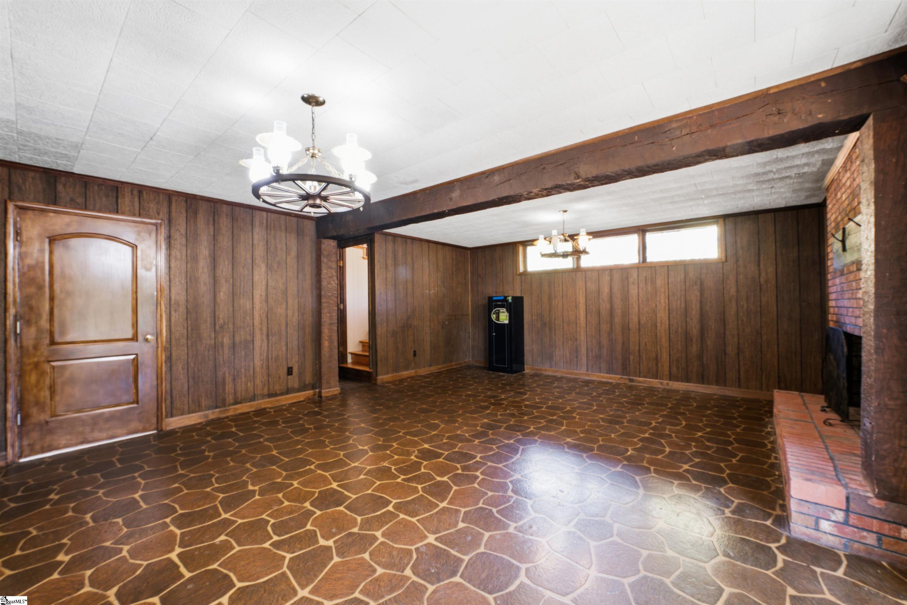 131 Sharon Drive Property Photo 30