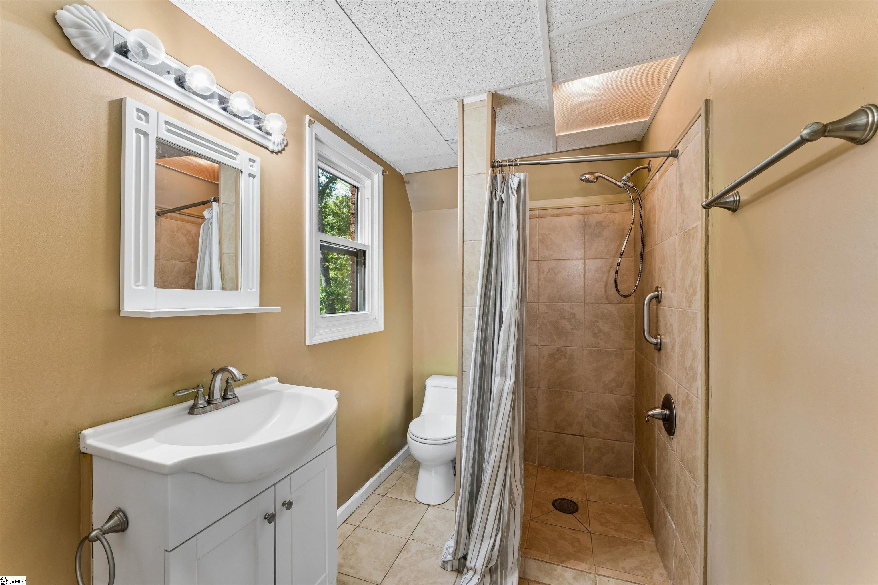131 Sharon Drive Property Photo 33