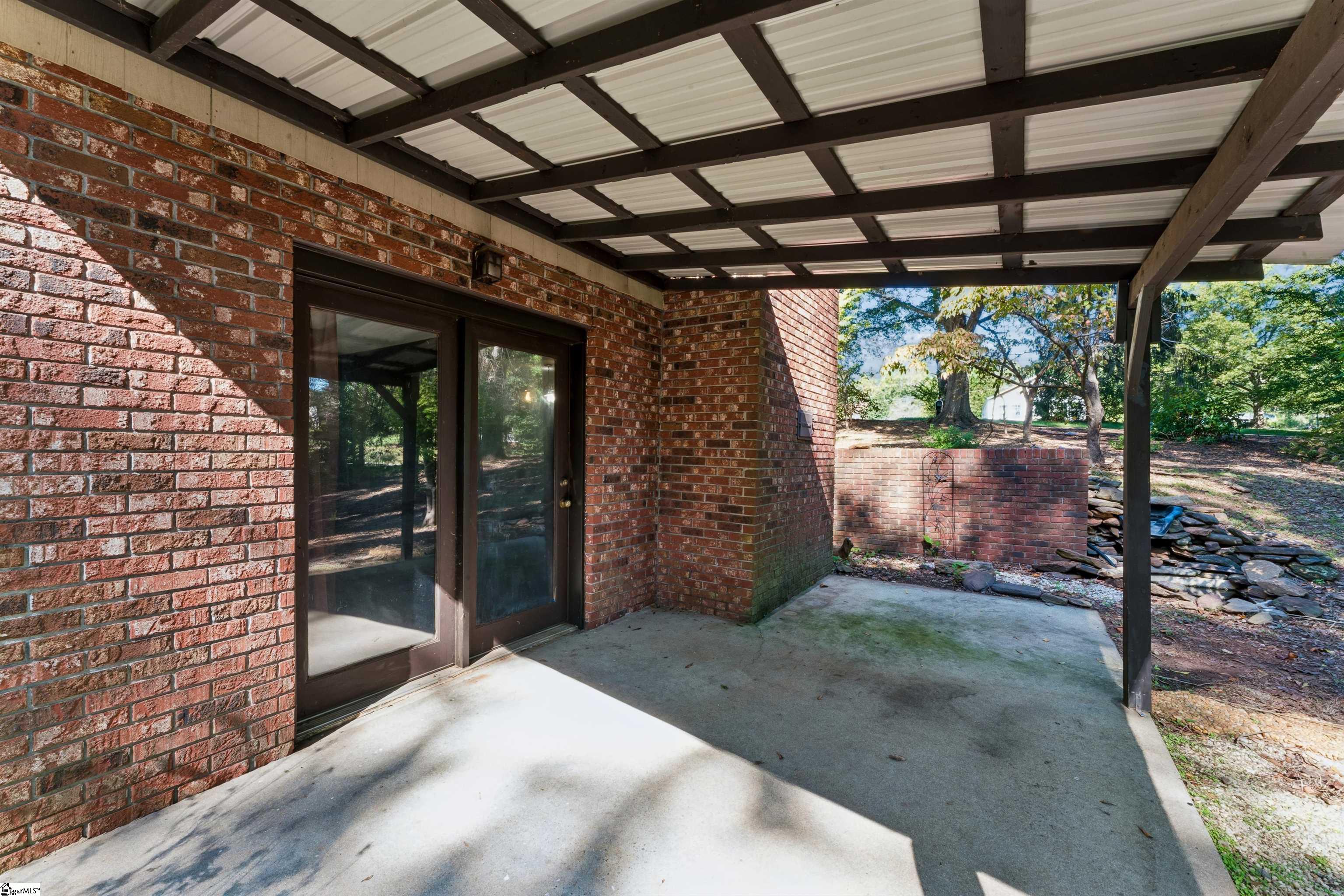 131 Sharon Drive Property Photo 37