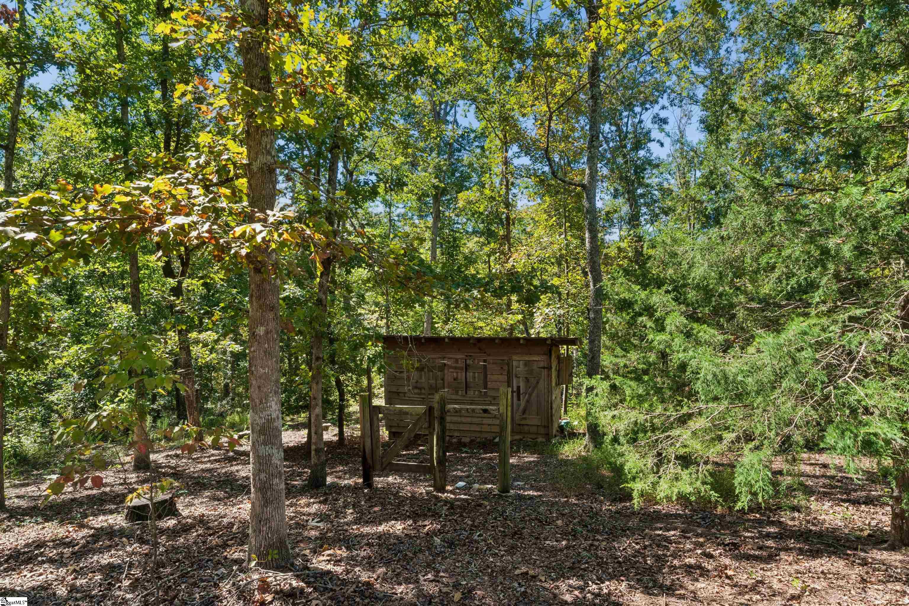 131 Sharon Drive Property Photo 40