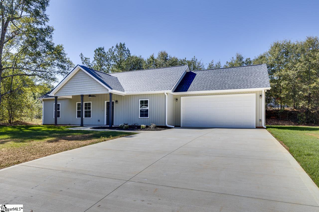 105 Springview Drive Property Photo 3