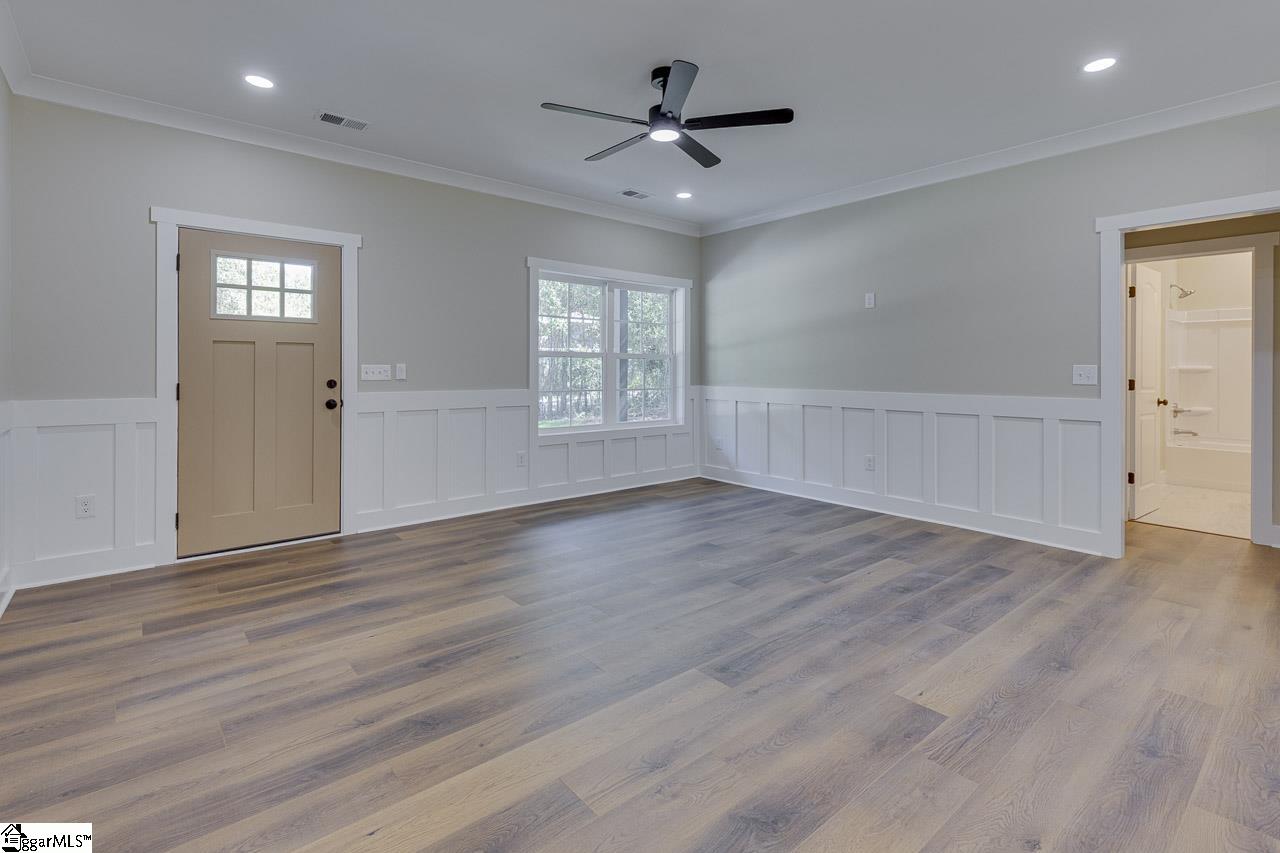 105 Springview Drive Property Photo 10