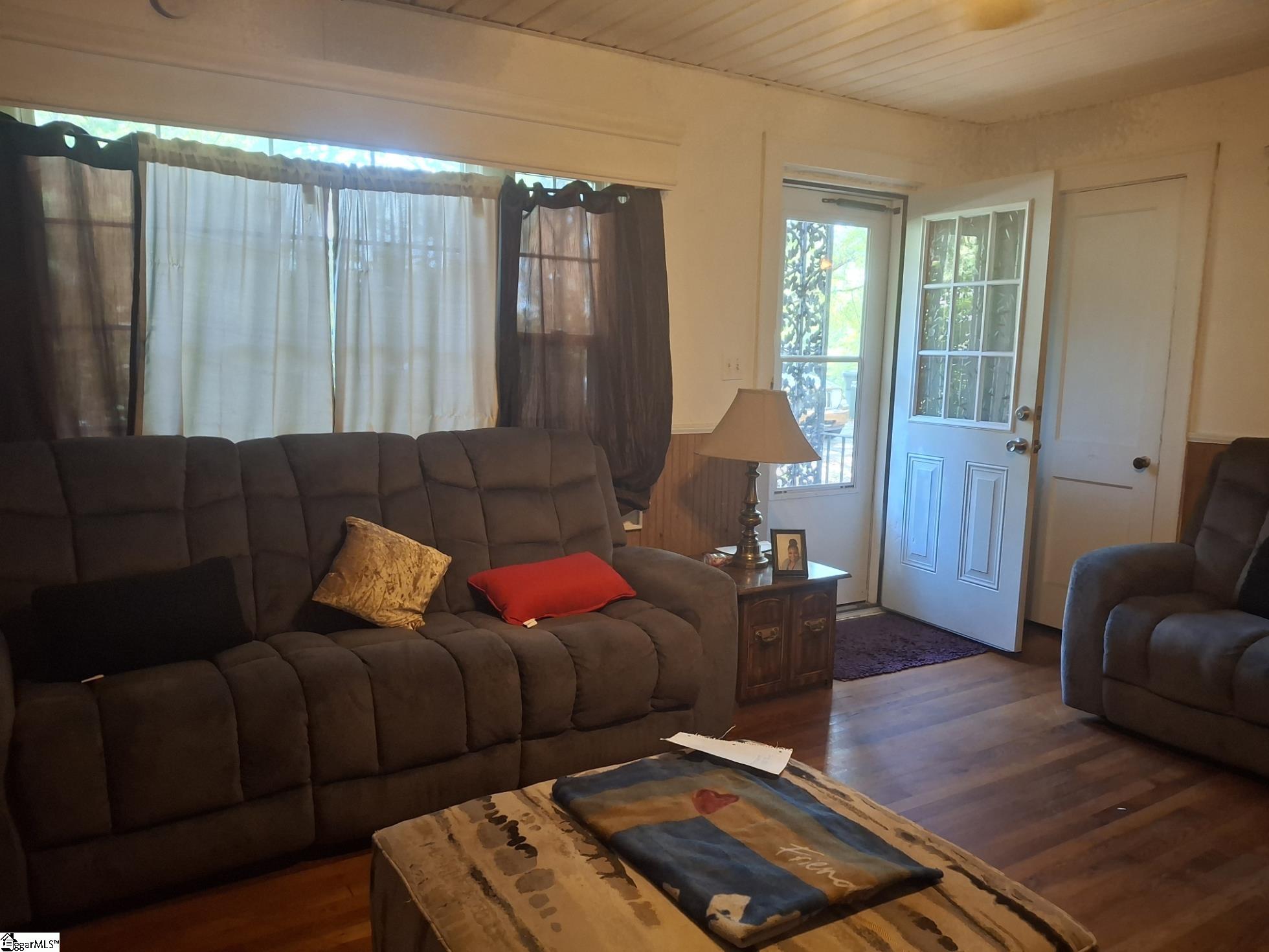 101 Jett Street Property Photo 3