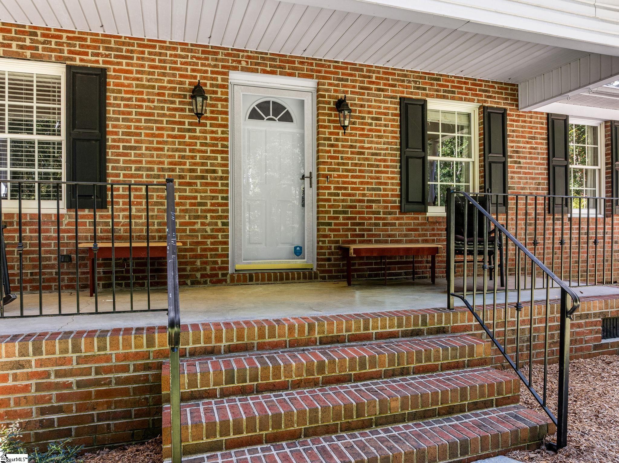 160 Lancaster Road Property Photo 3