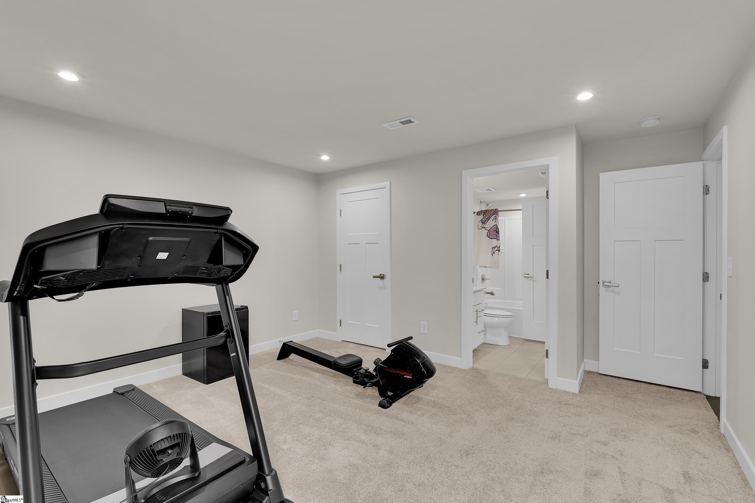 28 Questover Drive Property Photo 11