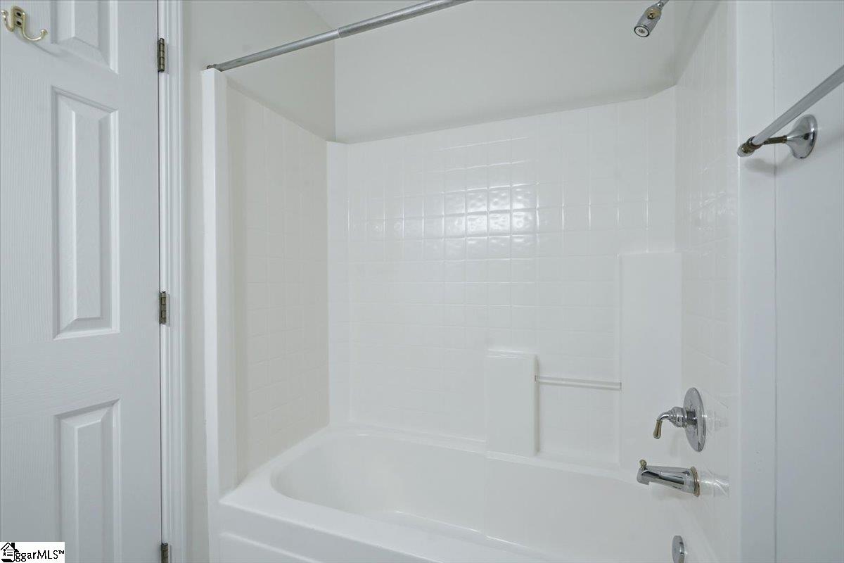 7 Kennebec Lane Property Photo 19