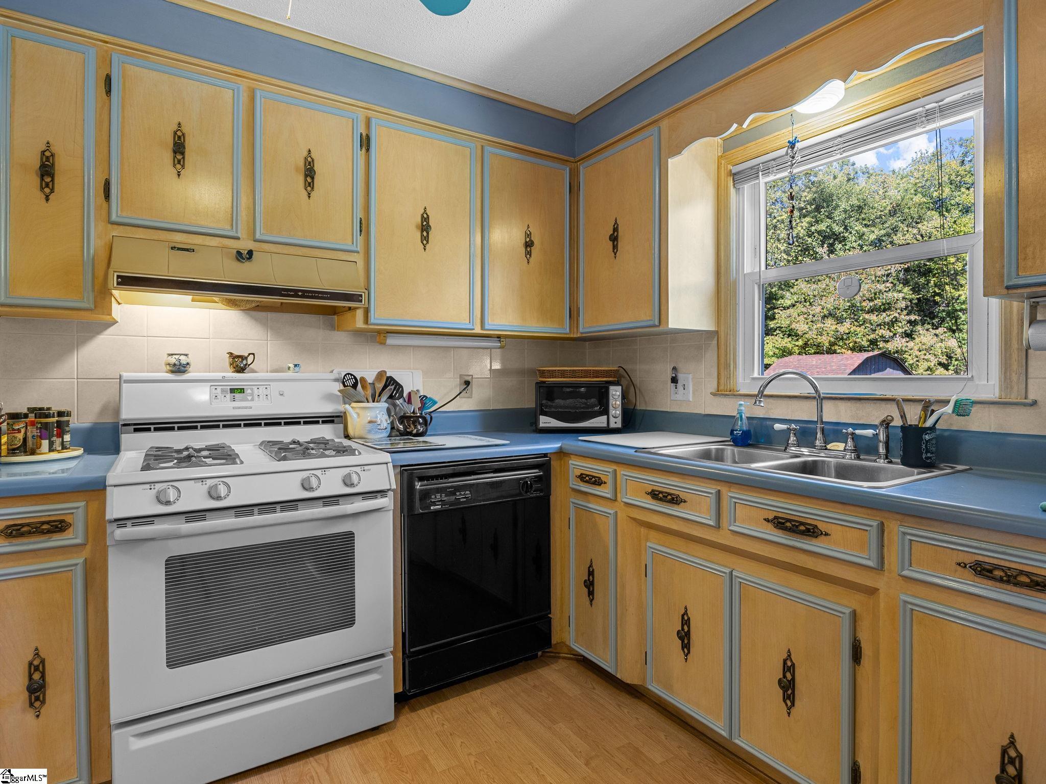 4461 Bible Church Road Property Photo 17