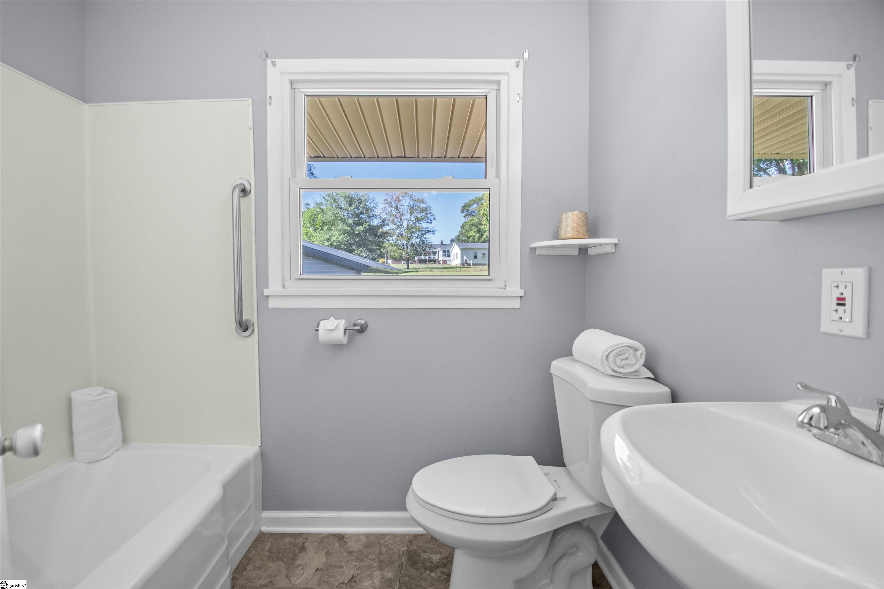 107 Vaughn Street Property Photo 21