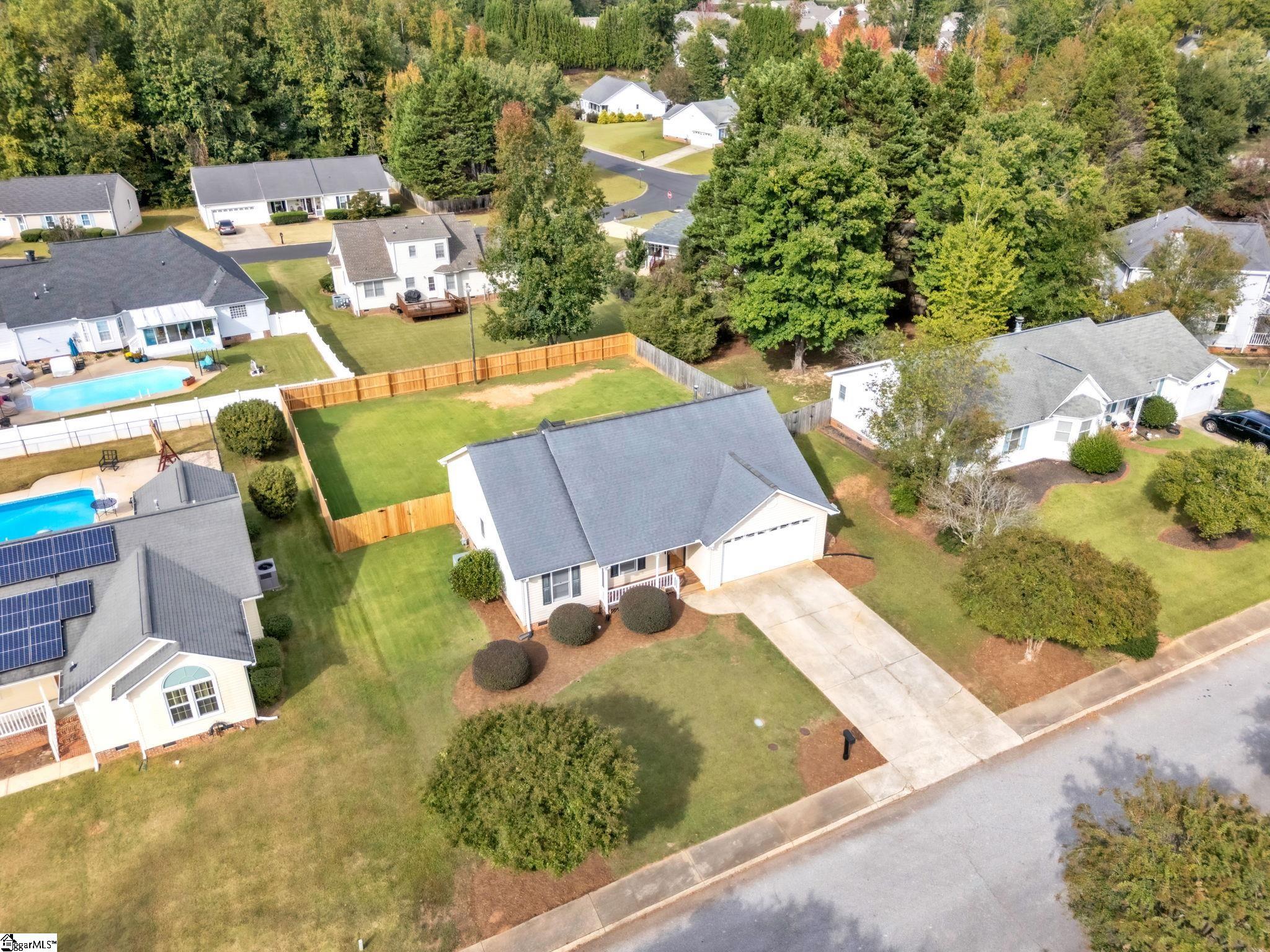 308 Fairwood Drive Property Photo 18