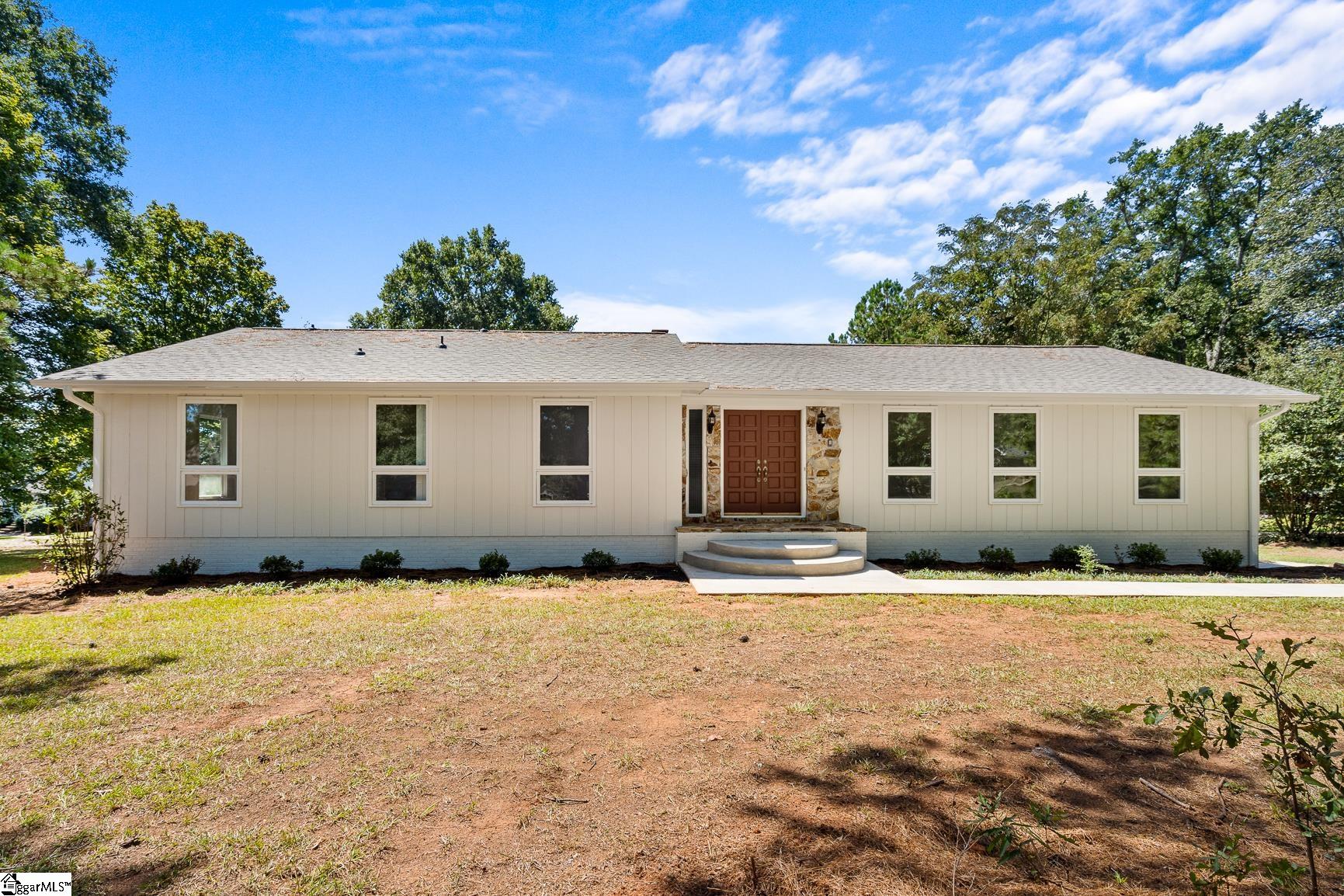 208 Williamsburg Road Property Photo 2