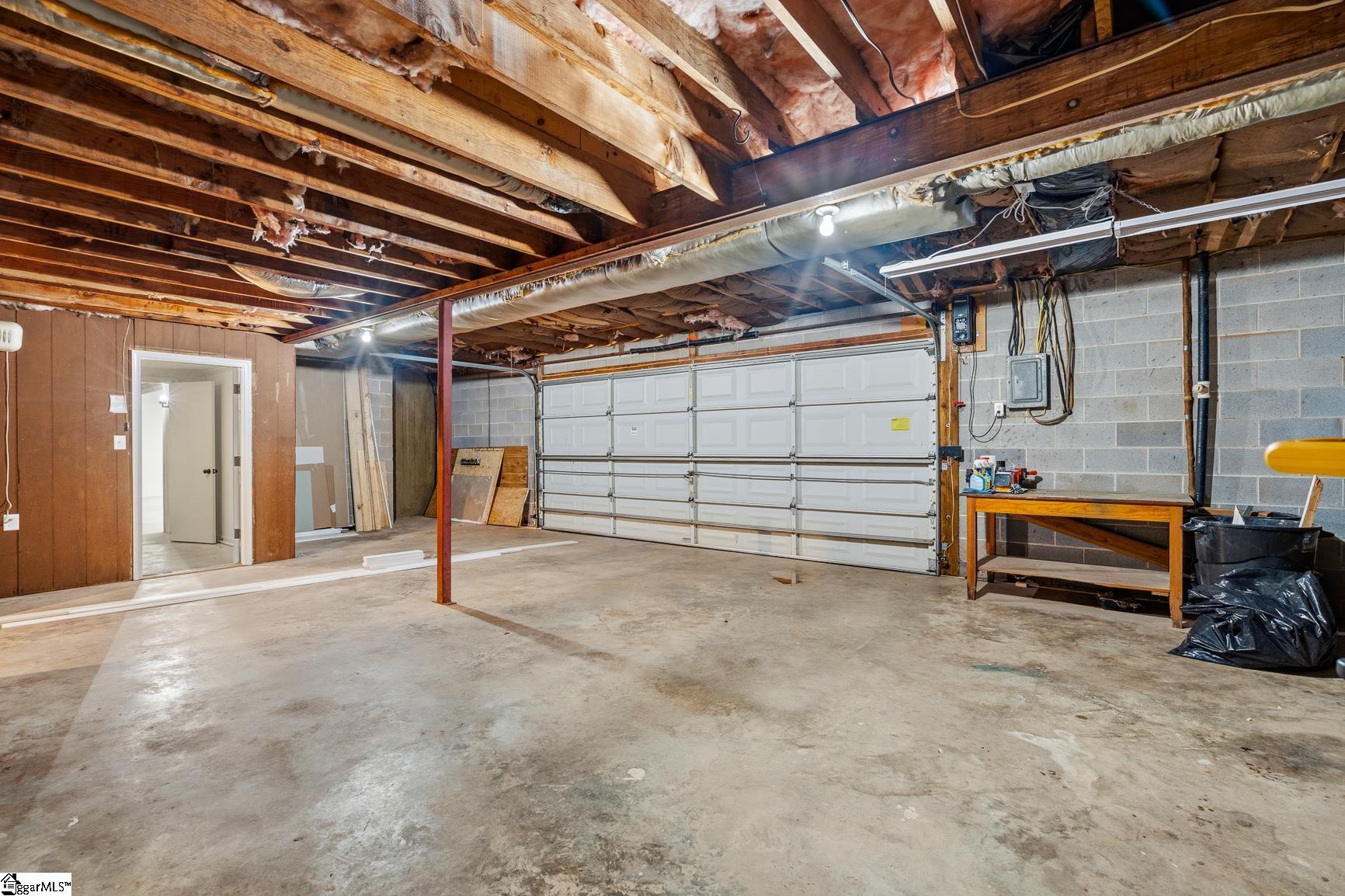 208 Williamsburg Road Property Photo 21