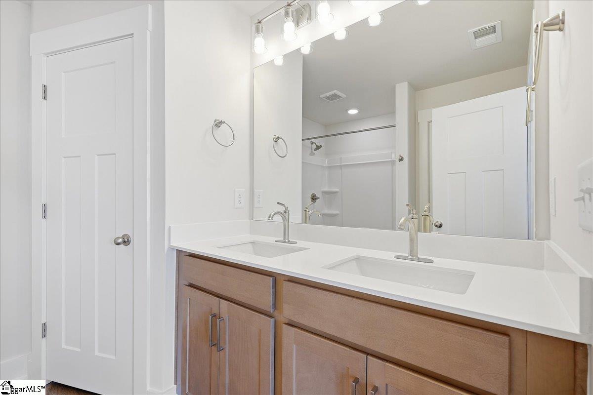 3 Hagen Lane Property Photo 15