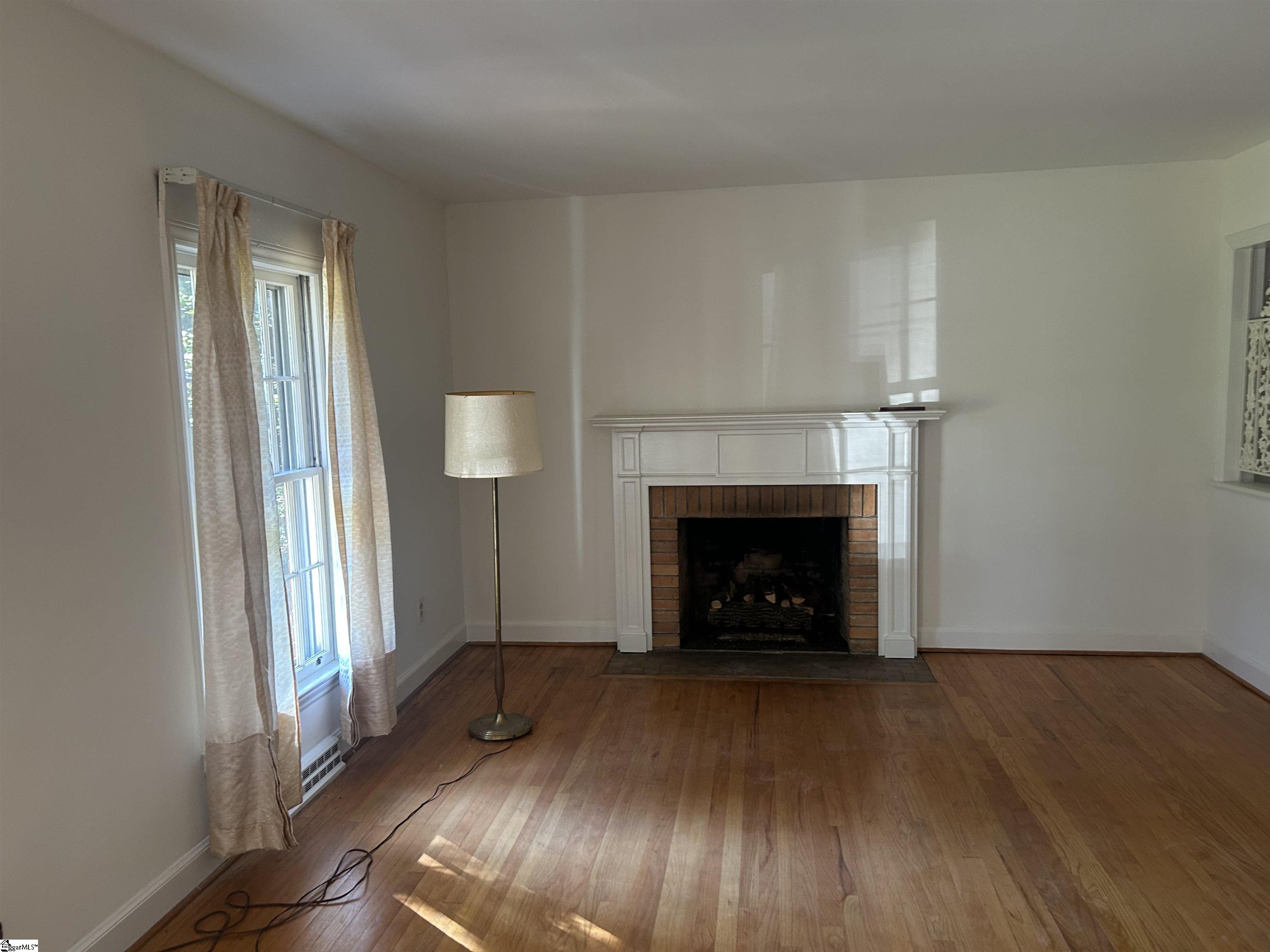 402 Chestnut Street Property Photo 9