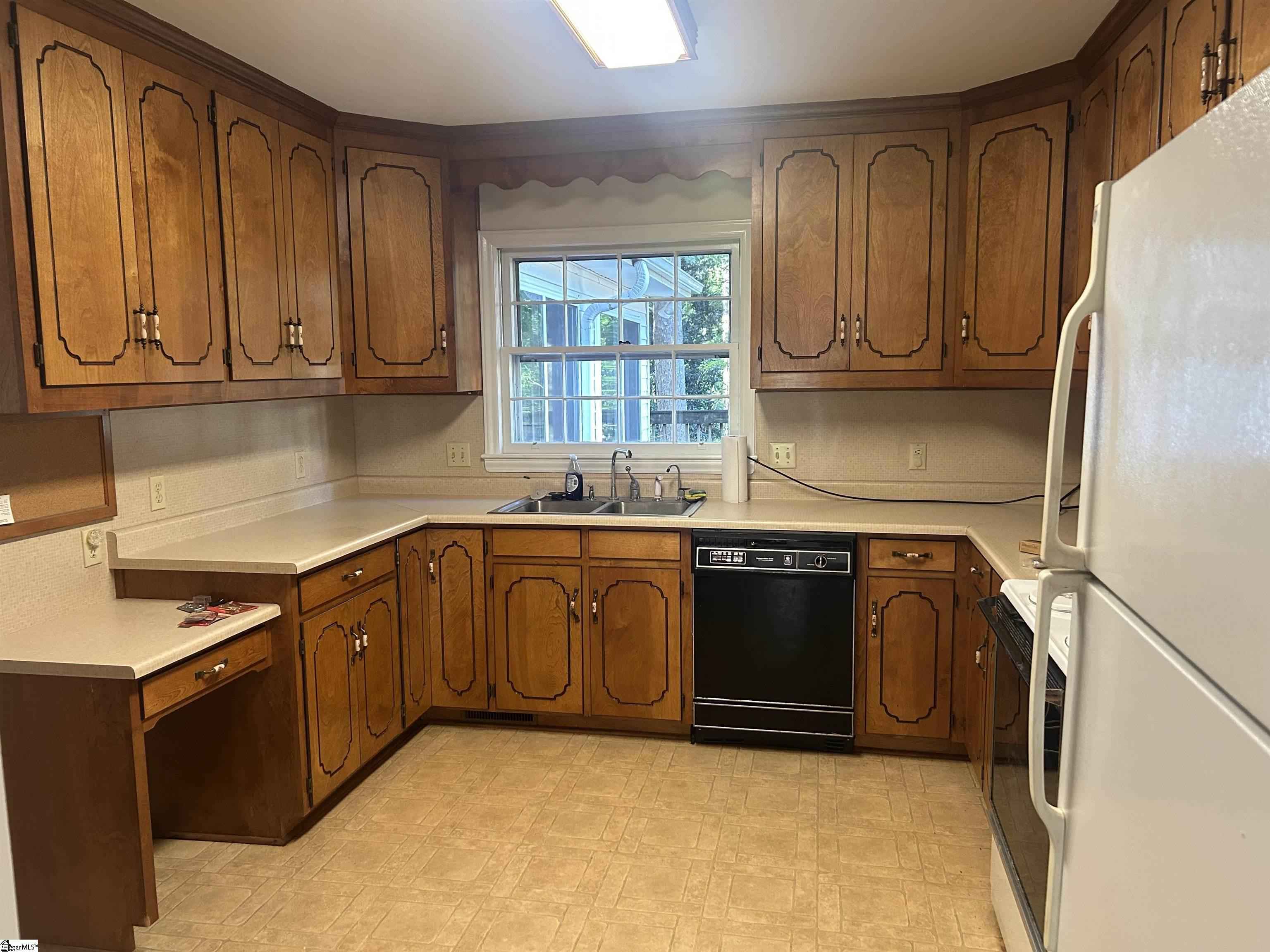 402 Chestnut Street Property Photo 12
