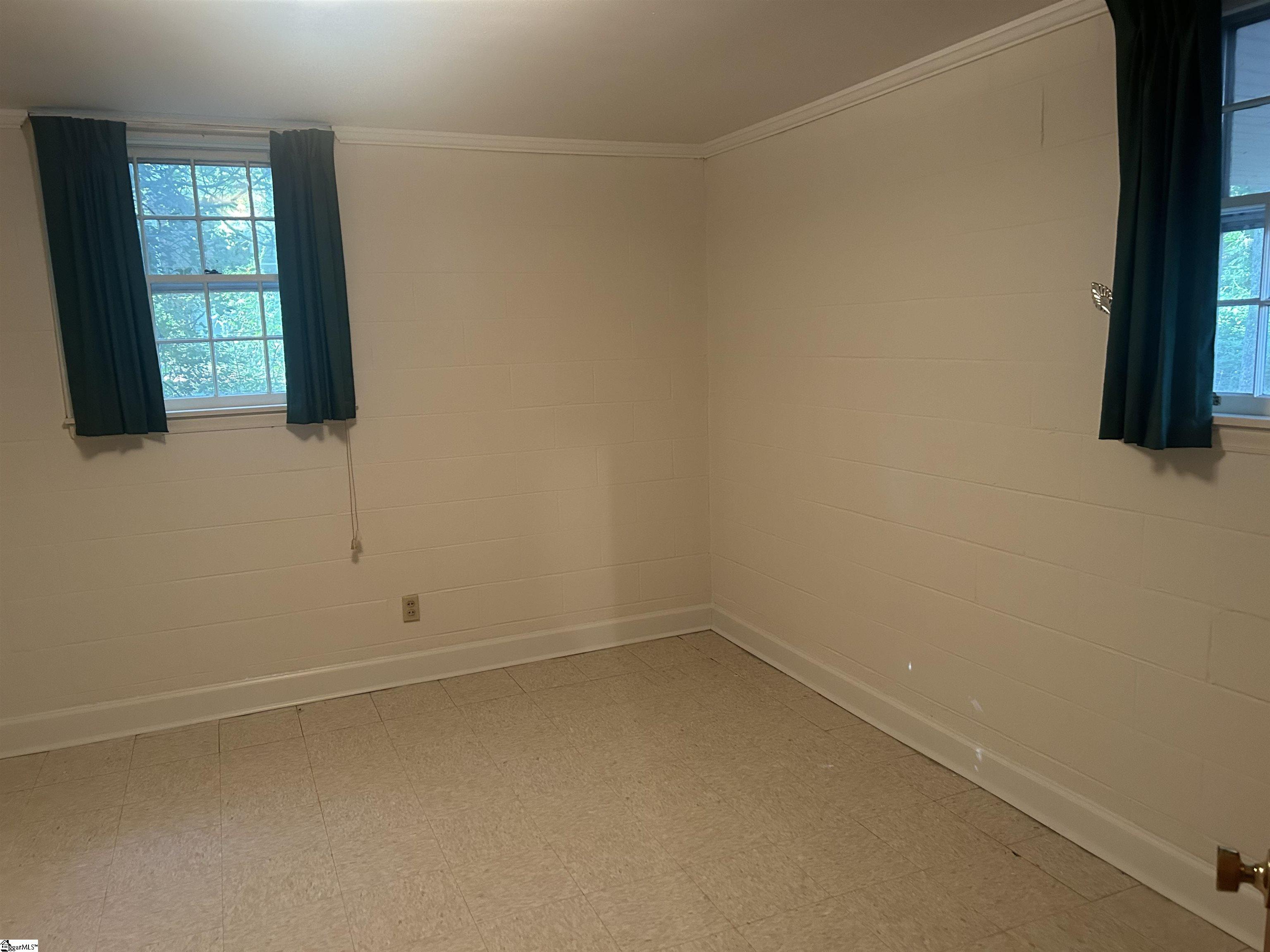 402 Chestnut Street Property Photo 32