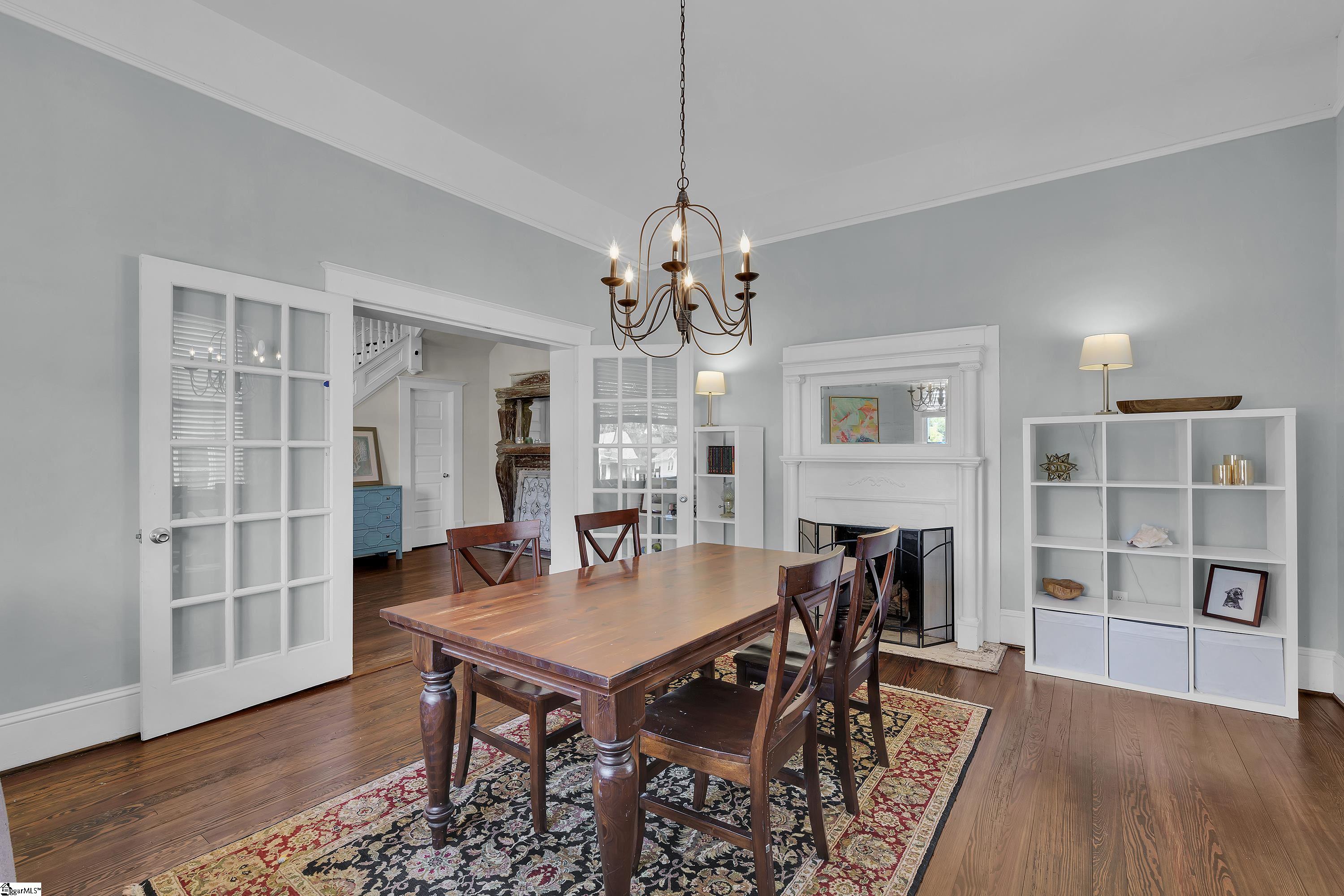 409 Perry Avenue Property Photo 6