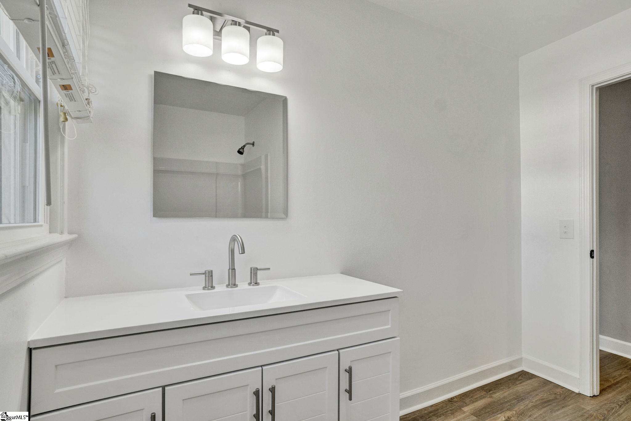 105 Summer Street Property Photo 33