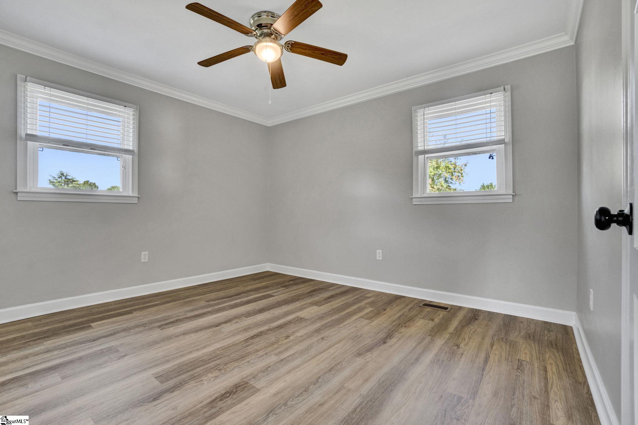 105 Summer Street Property Photo 40