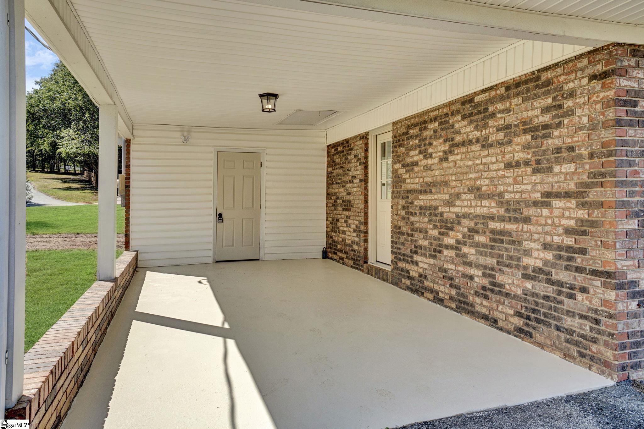 105 Summer Street Property Photo 42