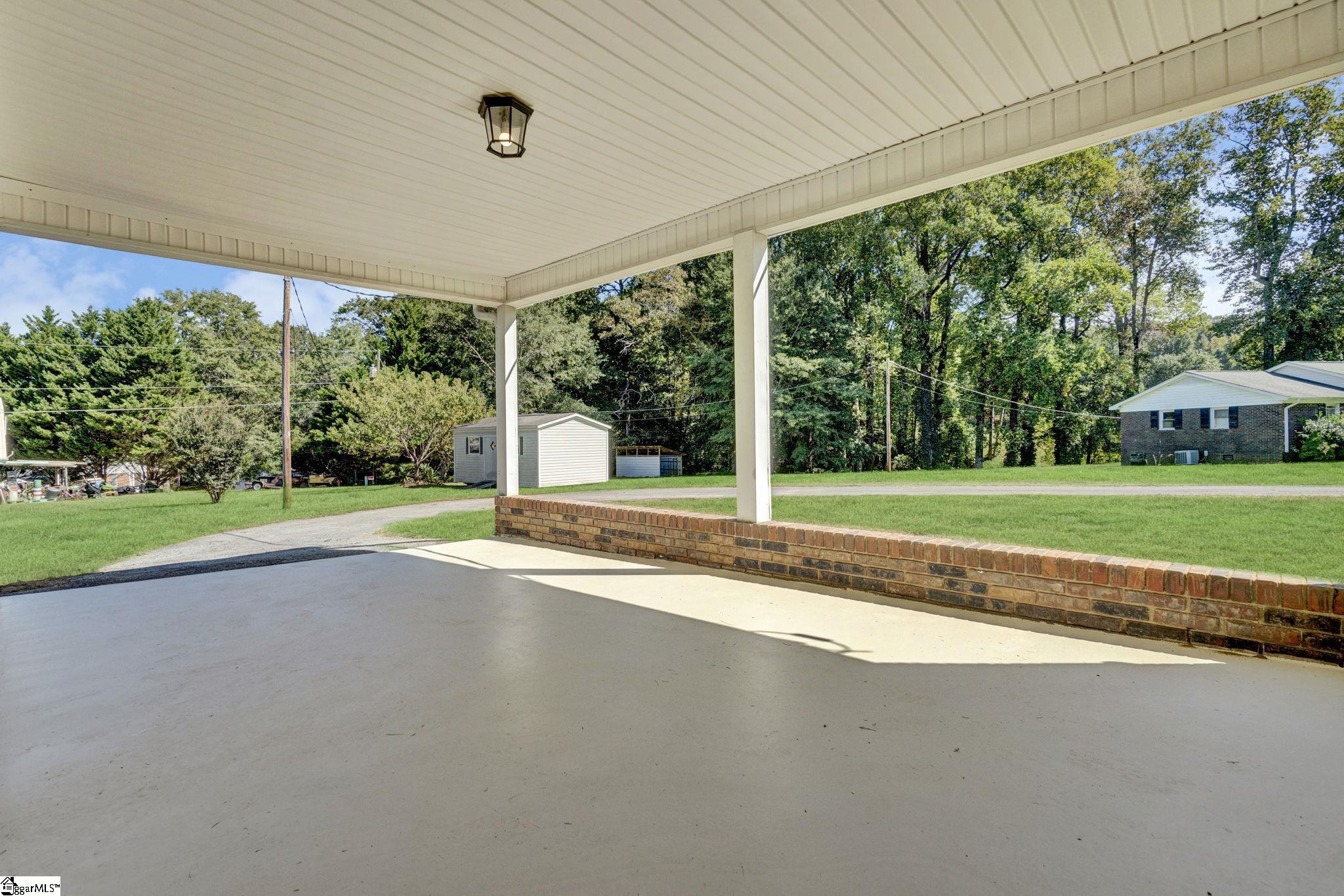 105 Summer Street Property Photo 43