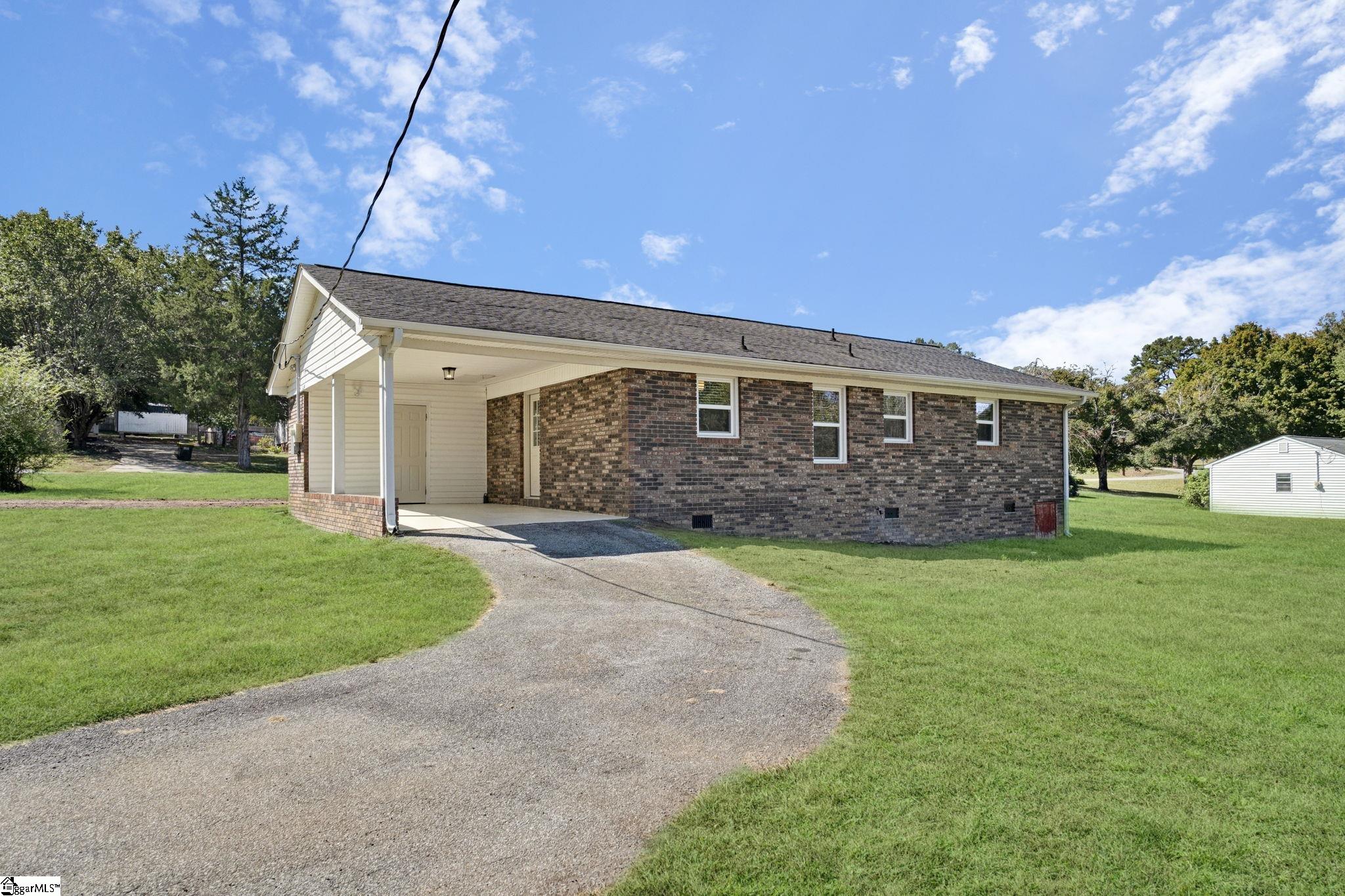 105 Summer Street Property Photo 45