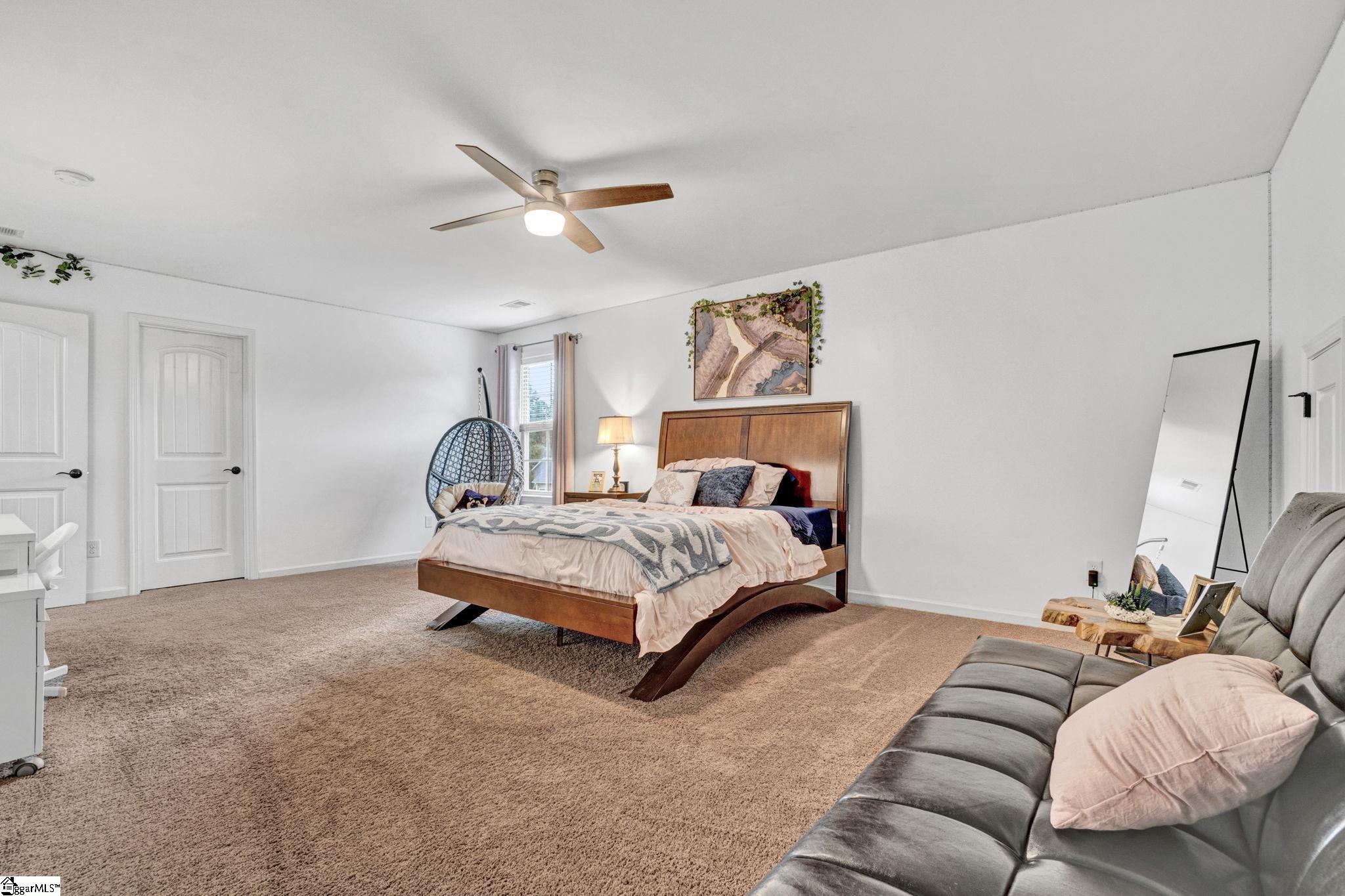 105 Avendell Drive Property Photo 38