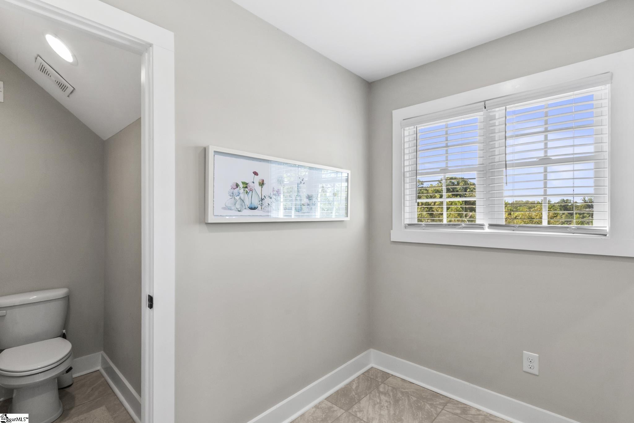 324 Bowen Drive Property Photo 25
