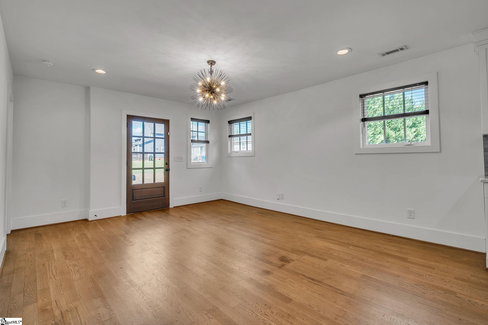 105 Burns Street Property Photo 4