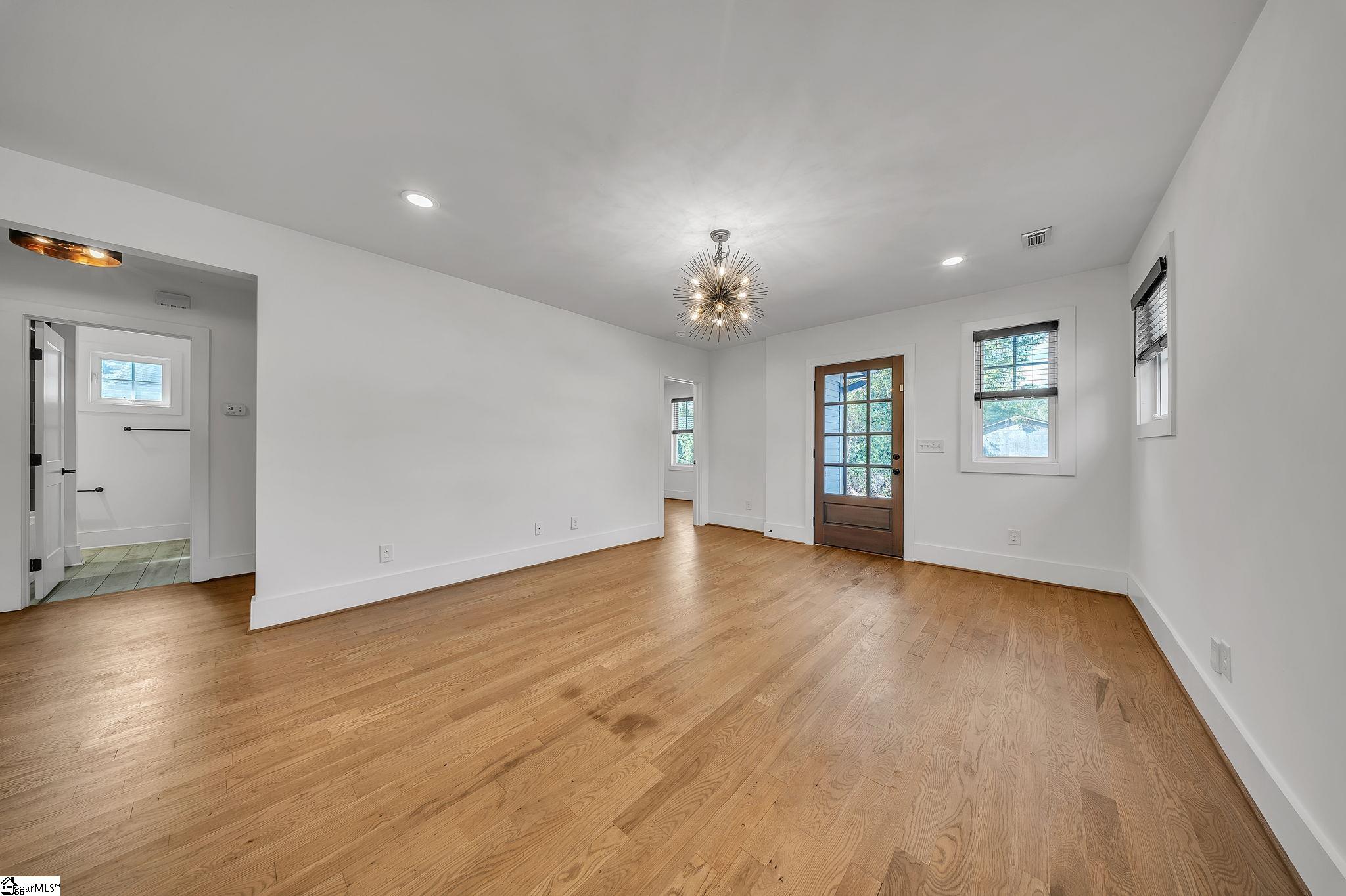 105 Burns Street Property Photo 5