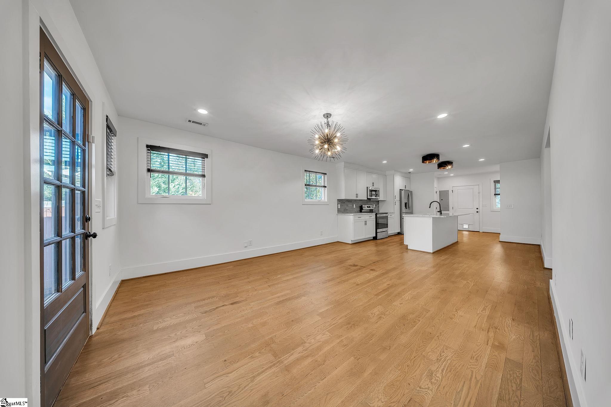 105 Burns Street Property Photo 6