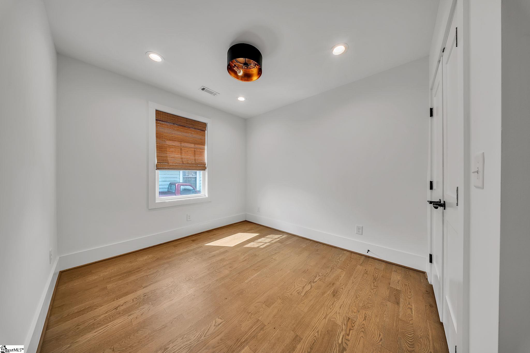 105 Burns Street Property Photo 13