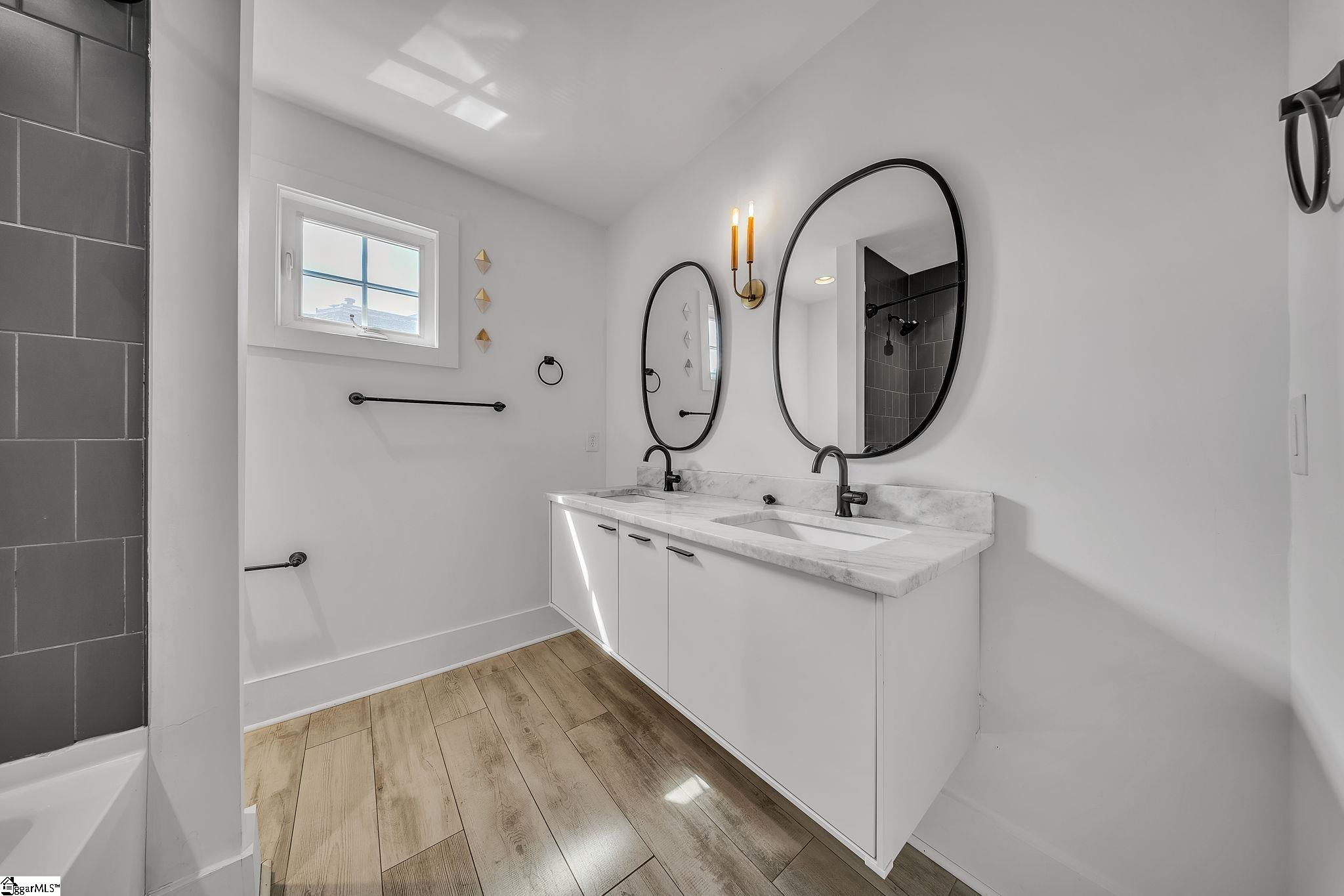 105 Burns Street Property Photo 21