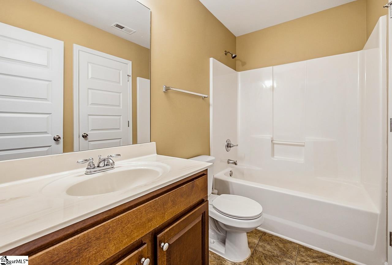 274 Springlakes Eastate Drive Property Photo 25