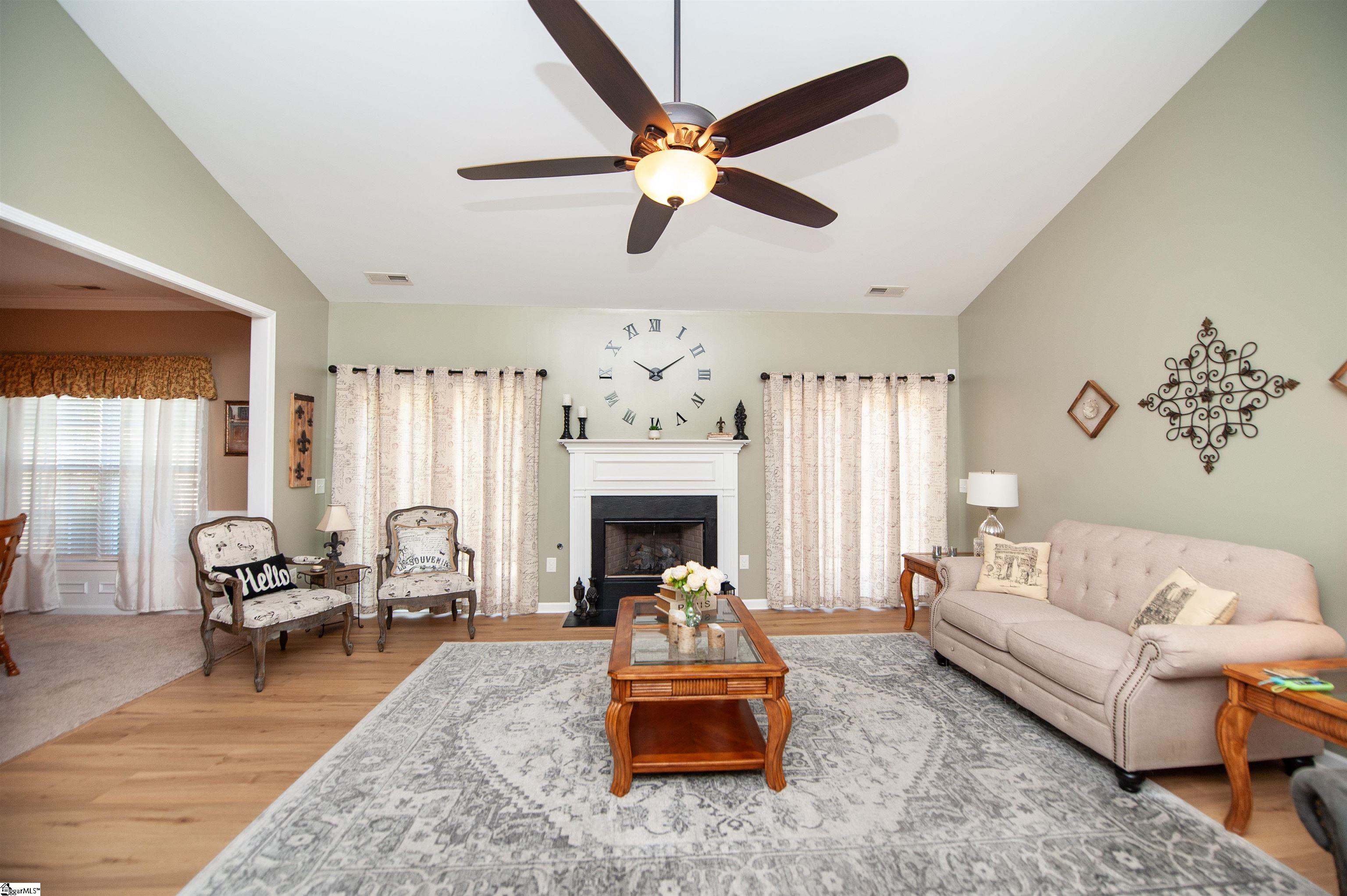 341 Archway Drive Property Photo 4