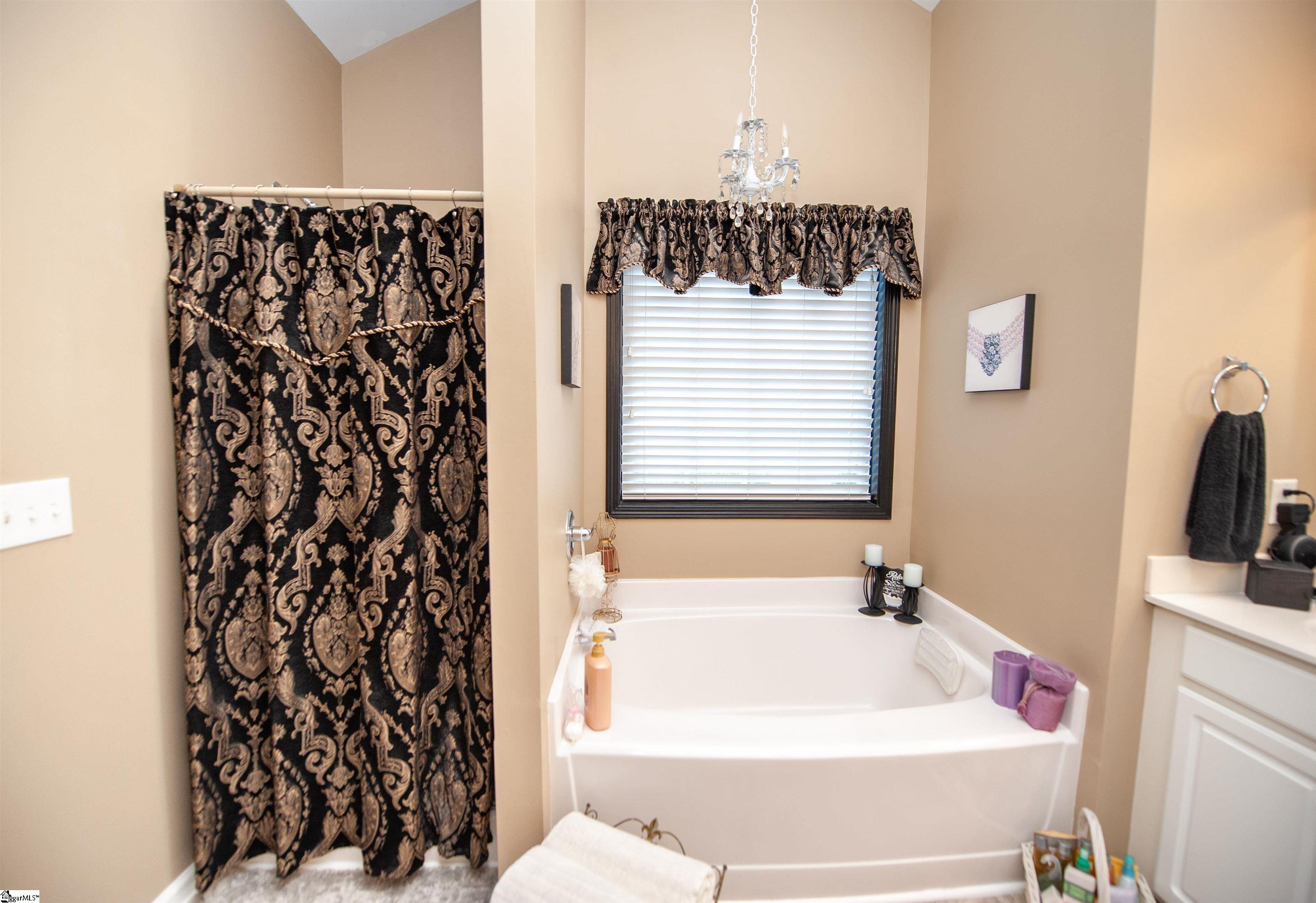 341 Archway Drive Property Photo 20
