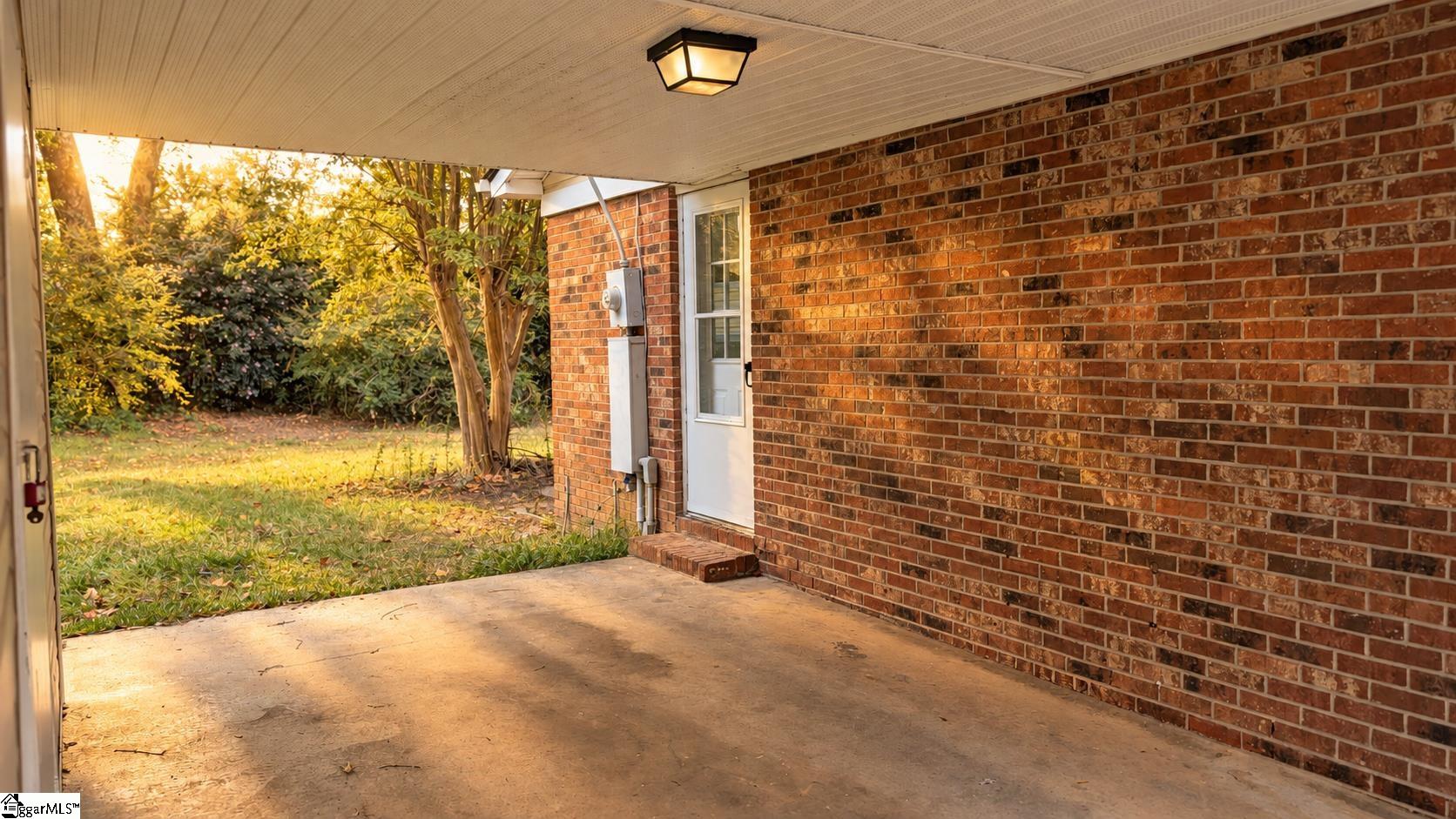 406 Mapleton Drive Property Photo 19