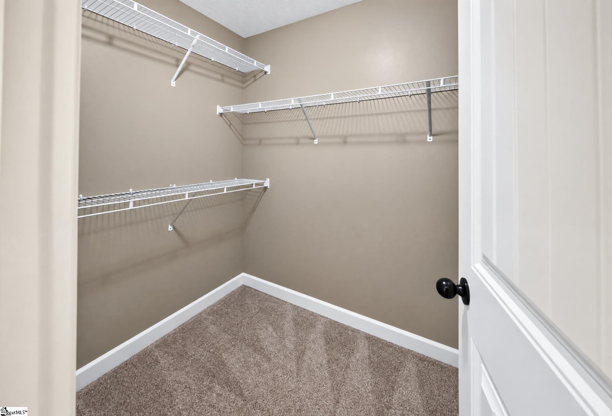 436 Shoreline Boulevard Property Photo 16