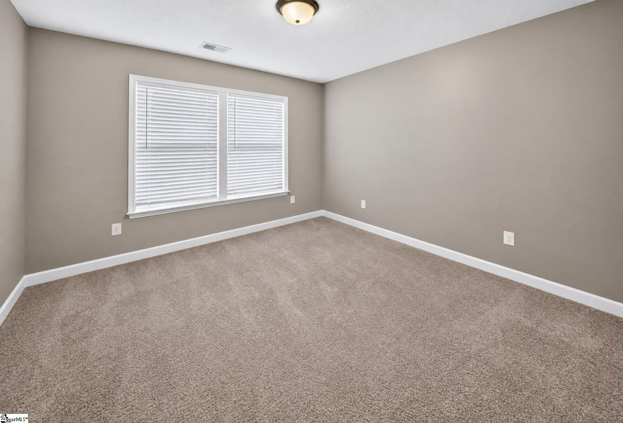 436 Shoreline Boulevard Property Photo 19