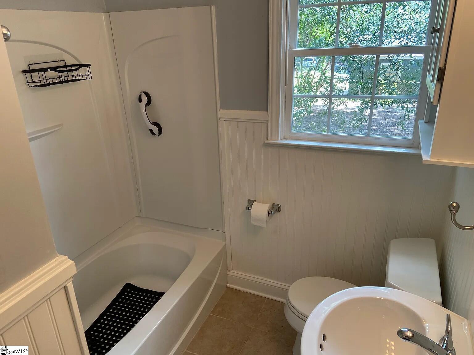 4 Elletson Drive Property Photo 8